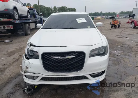 2020 Chrysler 300 300S из США, поврежденный, VIN 2C3CCABT7LH184620